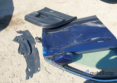 2021 Jeep Compass Latitude 4X4 z USA, uszkodzony, nr VIN 3C4NJDBB8MT584150